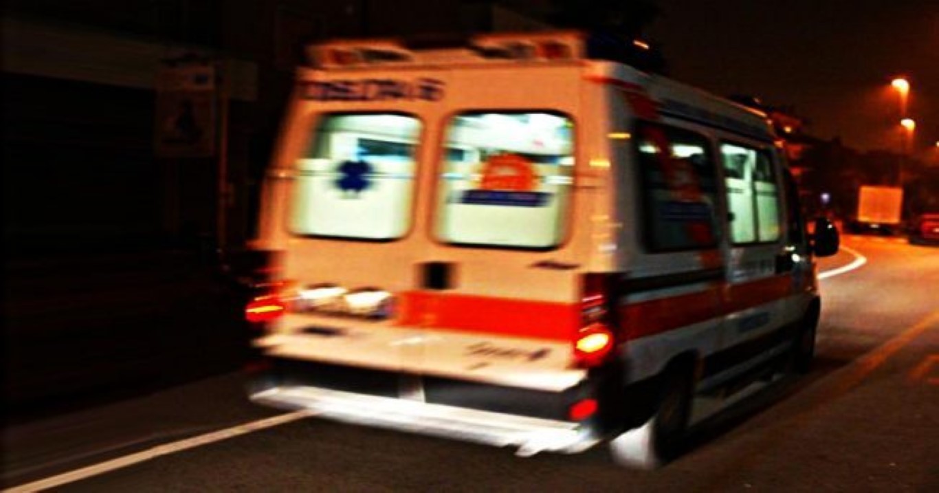 ambulanza-notte
