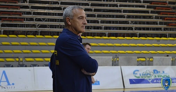 Coach-Lino-Lardo