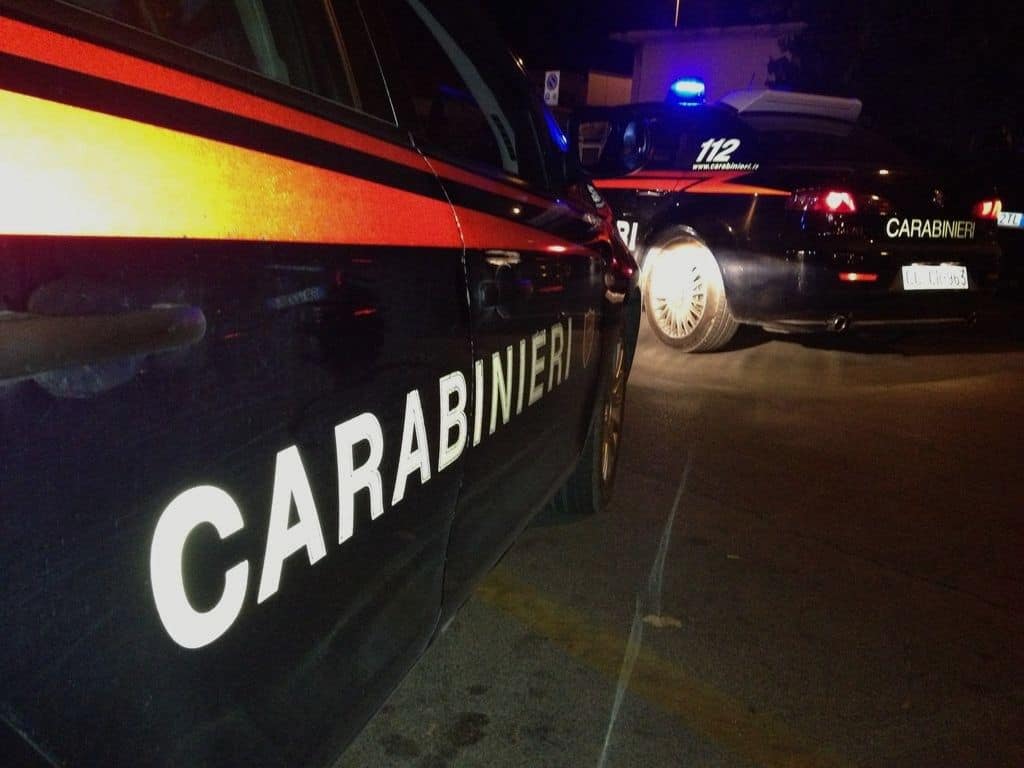 carabinieri, notte, ascia, lite, ubriachi, cilento