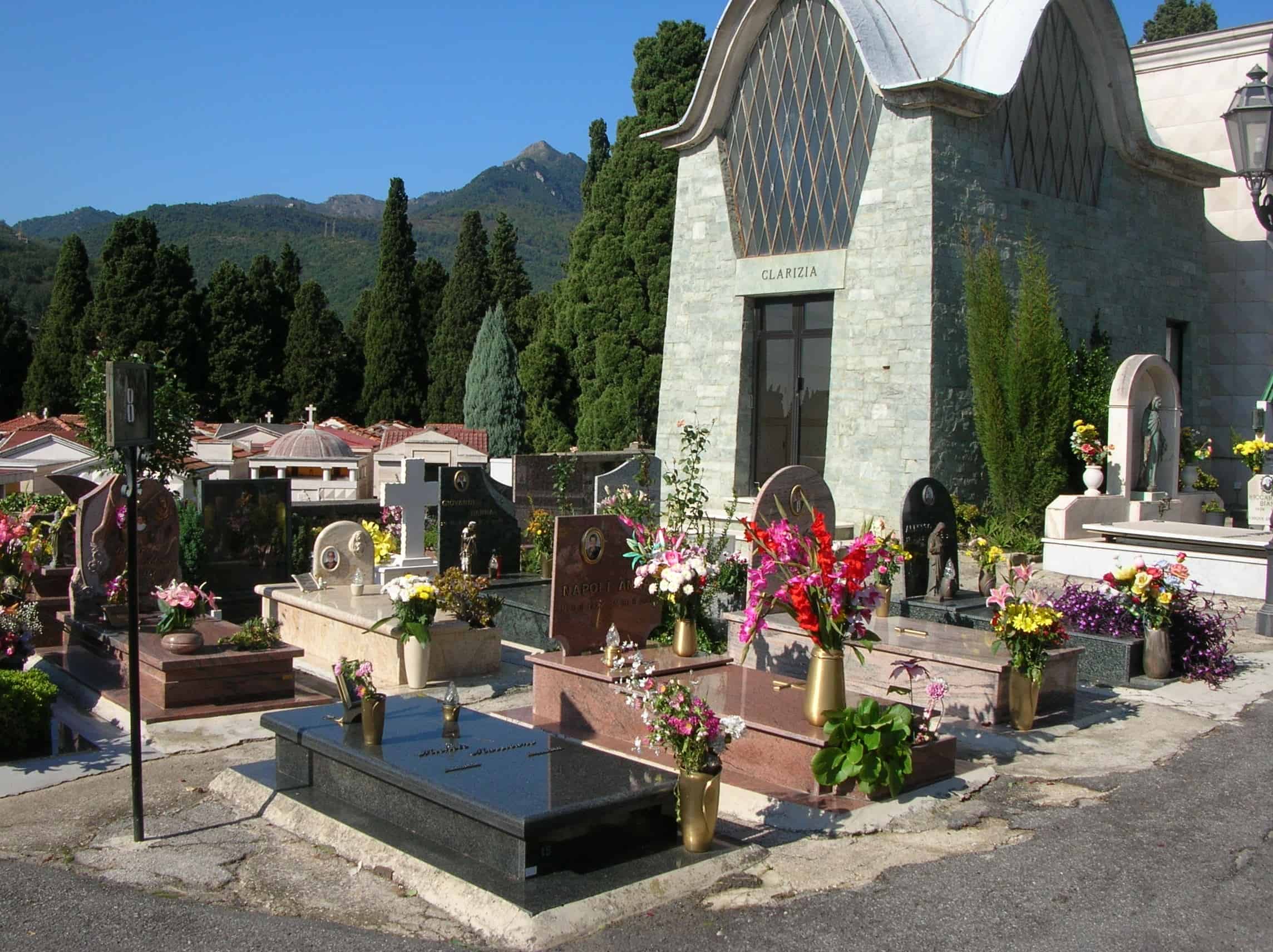 riapertura-cimitero-salerno-orari