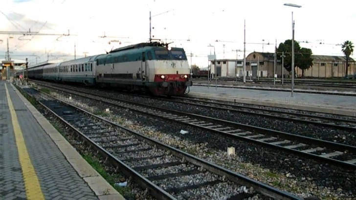 treno-728x410