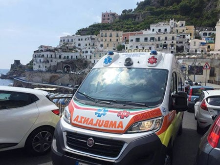 ambulanza-traffico-costiera