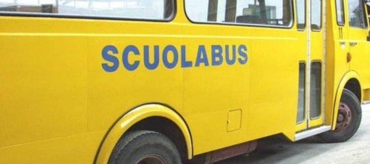 alunni-piedi-montecorice-scuolabus-non-passa