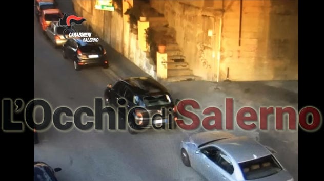 Raid vandalico auto Salerno