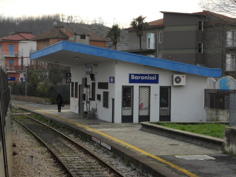 stazione ferrovia Baronissi