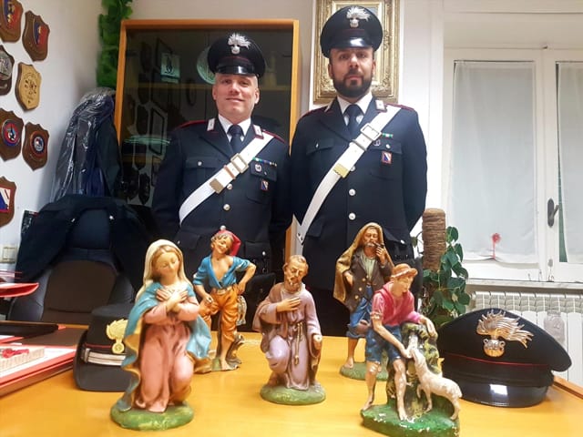 carabinieri-amalfi-statuette-furto
