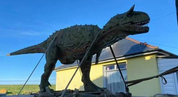 modellino-dinosauro-statua-2 metri