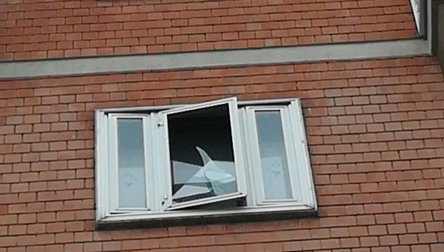finestra-rotta-battipaglia-via-venezia