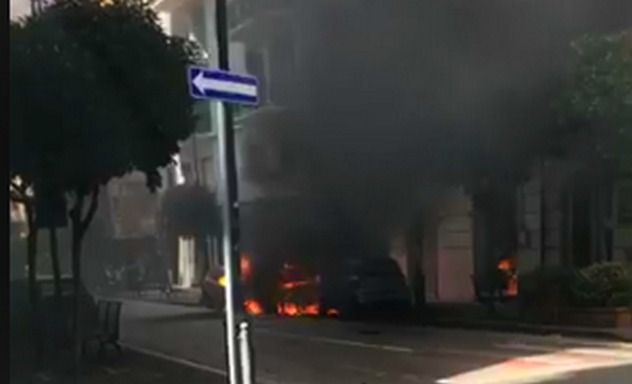 nocera-inferiore-auto-esplosa-20-luglio-incendio