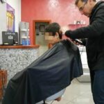pontecagnano-barbiere-apre-ordinanza-ragazzo-autismo