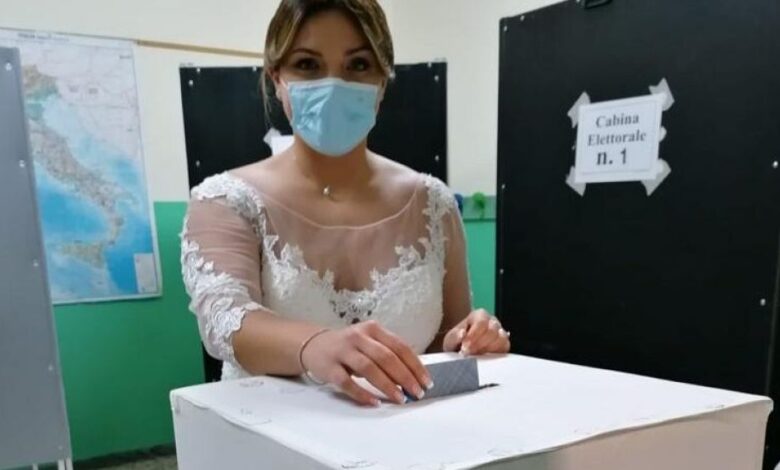 elezioni-montesano-francesca-vota-abito-sposa