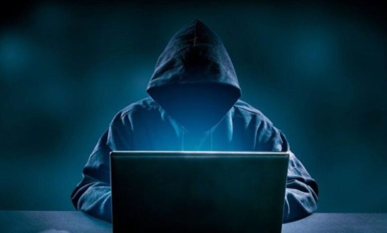Truffe da 1,4 milioni di euro, nei guai due hacker | Intercettavano le comunicazioni dei clienti delle banche