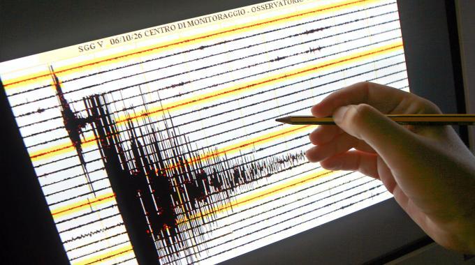 terremoto-salerno-oggi-5-novembre-scossa-magnitudo