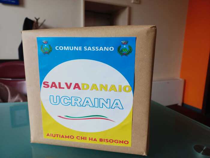 salvadanai-negozi-sassano-guerra-ucraina
