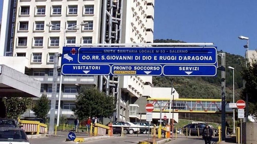 Morto all'ospedale di Salerno durante la Tac: valori sballati per sangue e  glicemia