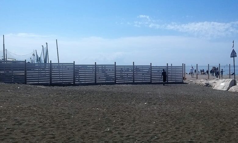 salerno-estate-2022-barriere-legno-spiagge