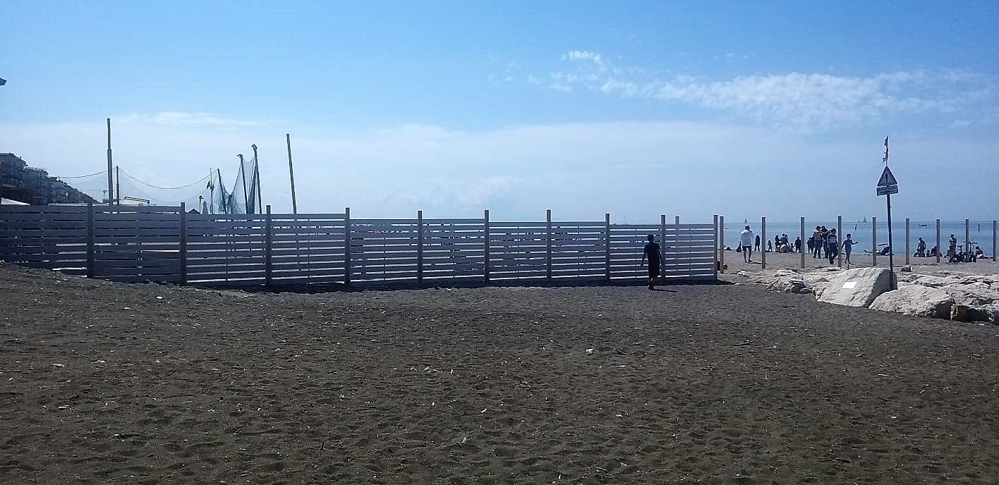 salerno-estate-2022-barriere-legno-spiagge