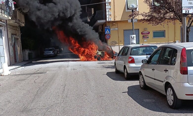 incendio auto Pontecagnano