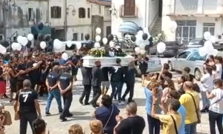 incidente-policastro-lorenzo-pio-coronato-morto-funerali-oggi