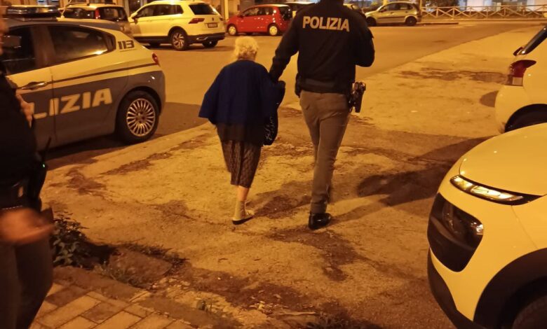 salerno poliziotti soccorrono anziani