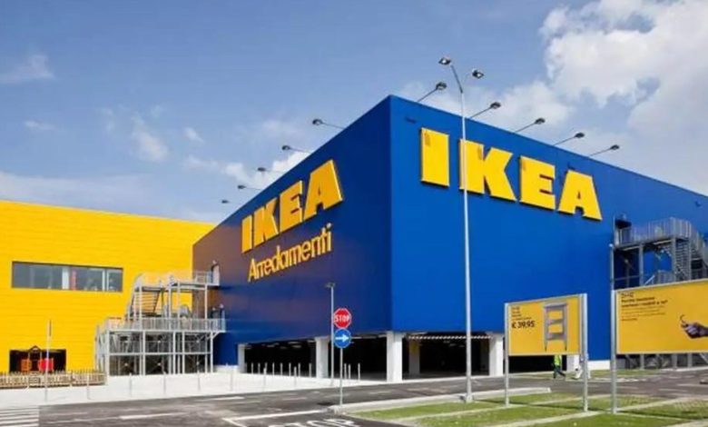 Ikea Baronissi vigilante morto malore