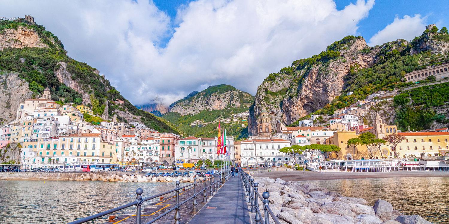 Amalfi case vacanza abusive