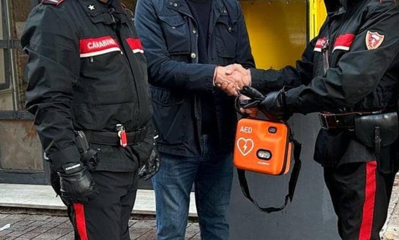 Salerno riconsegnato defibrillatore rubato
