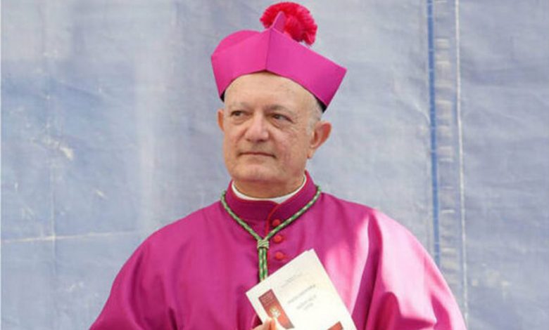 fuga amore parrocchiana eboli parla arcivescovo bellandi
