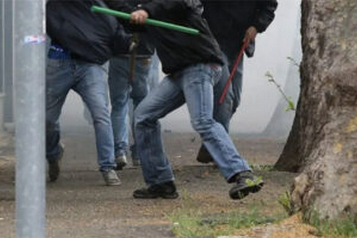 guerriglia tifosi nocera cava de tirreni oggi 9 marzo