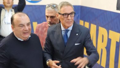 Fulvio Martusciello inaugura comitato elettorale Battipaglia